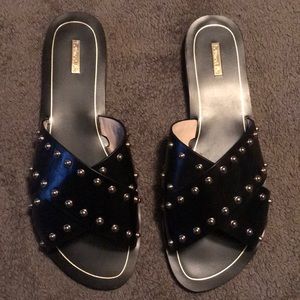 8.5 NWT/in box Louise et Cie Sandals